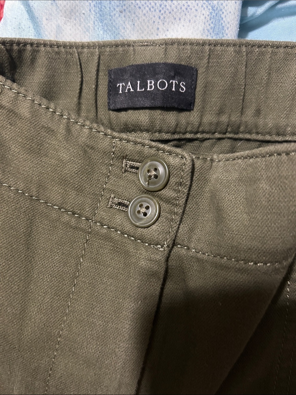 Talbots Olive Green Cargo Capri Pants - Picture 2 of 8